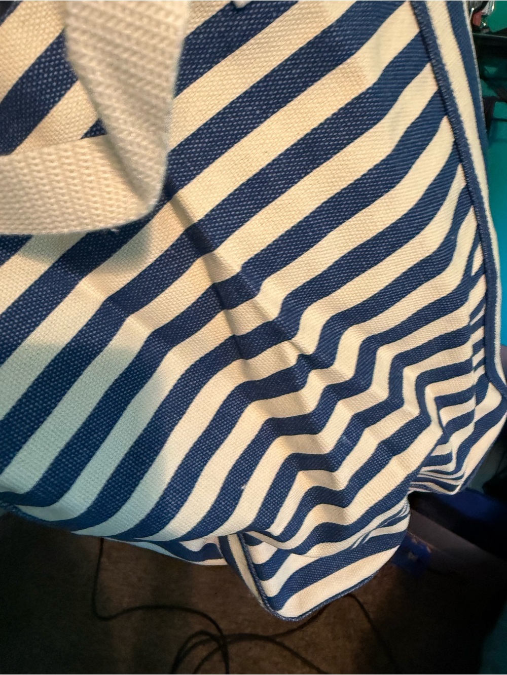 NWT - thirty one Canvas Striped Tote Bag in Navy and White - Picture 9 of 11